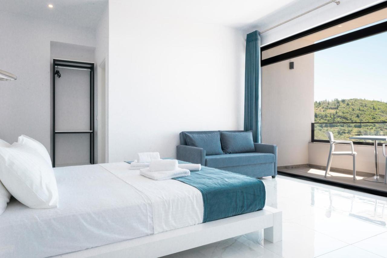 Wait 'N Sea Hotel Himare Exterior photo