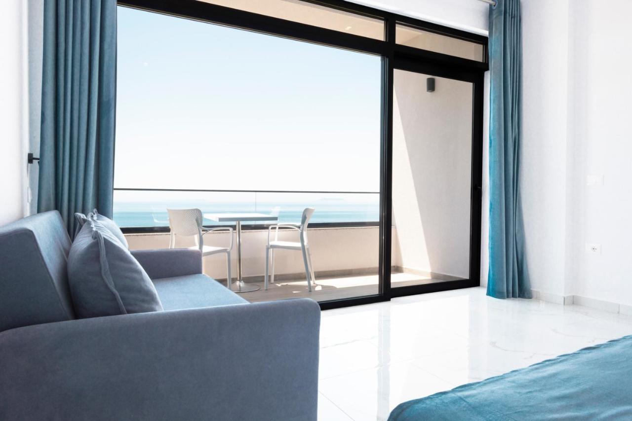 Wait 'N Sea Hotel Himare Exterior photo