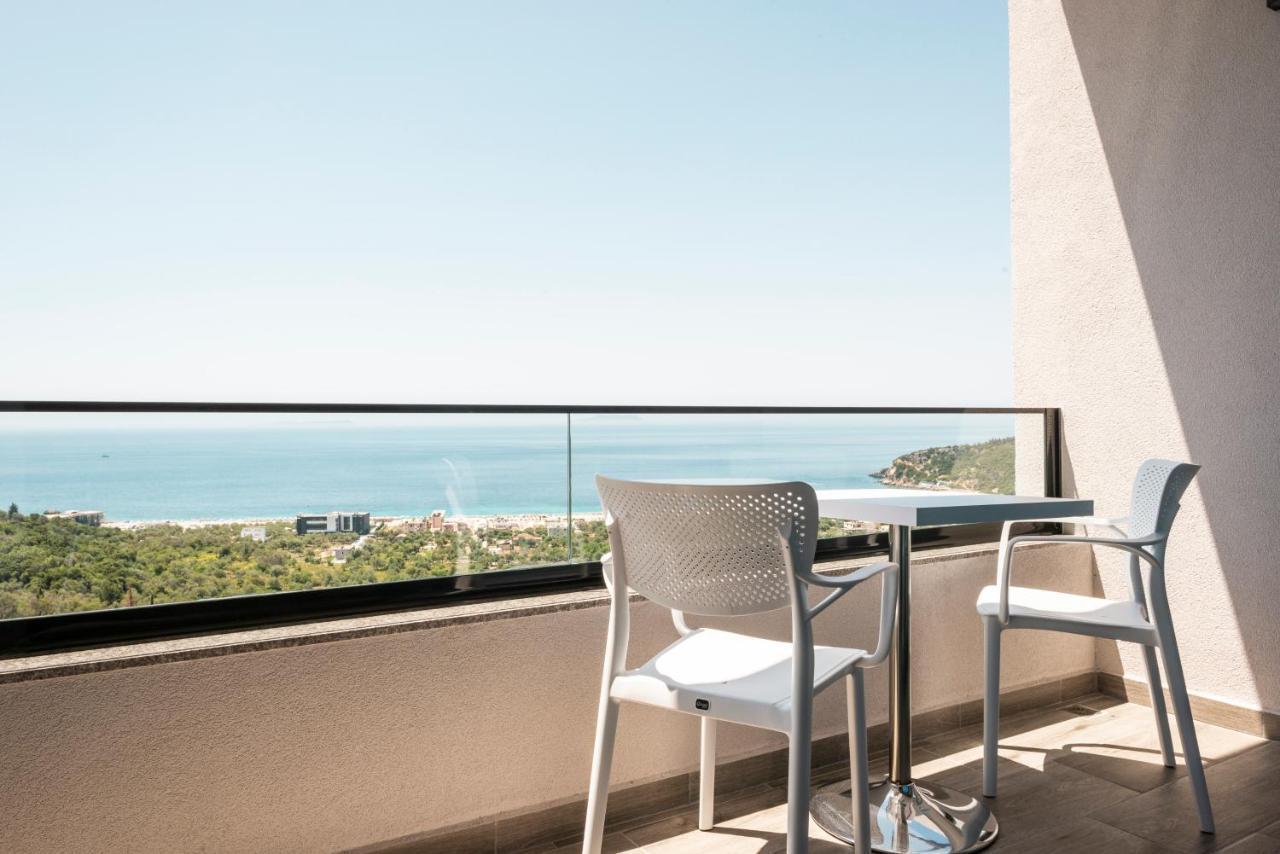 Wait 'N Sea Hotel Himare Exterior photo